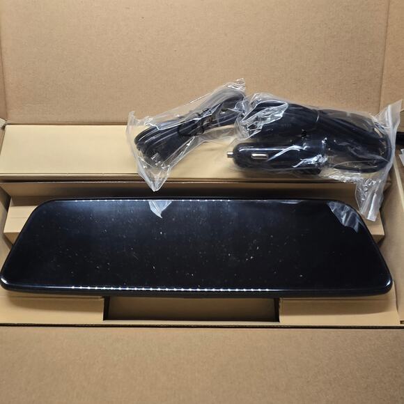 CROSSTOUR Car Recorder CR850 with Backup Cam New in Box - Picture 4 of 8